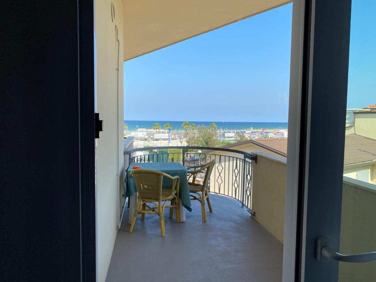 Hotel Moderno - Bed & Breakfast Cervia Exterior foto