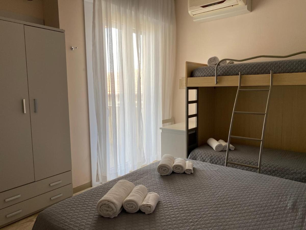 Hotel Moderno - Bed & Breakfast Cervia Exterior foto