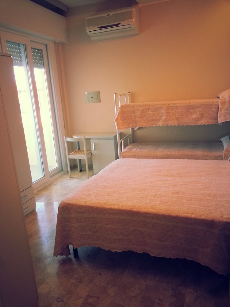 Hotel Moderno - Bed & Breakfast Cervia Exterior foto